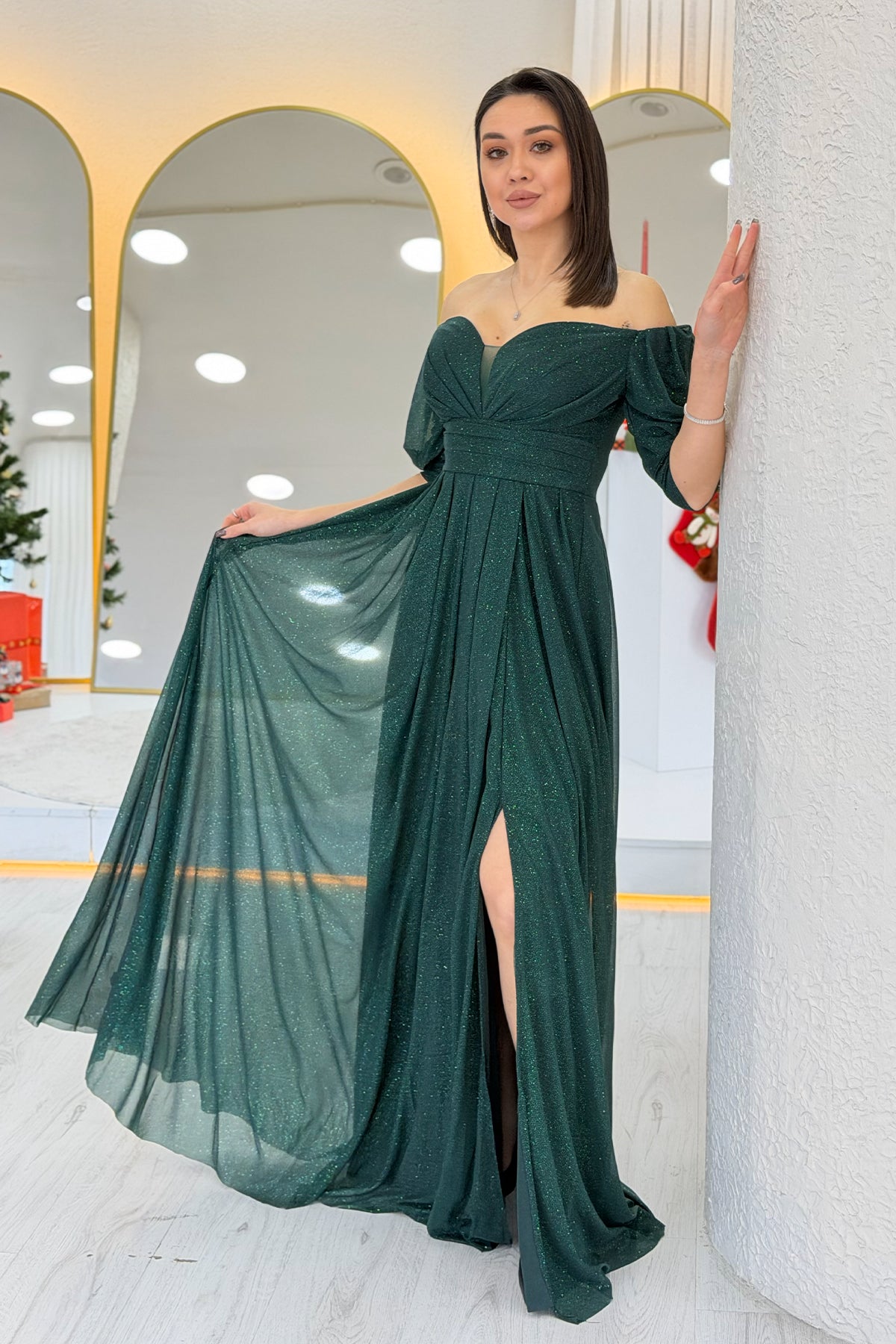 Emerald Green Short-Sleeve Maxi Chiffon Evening Dress