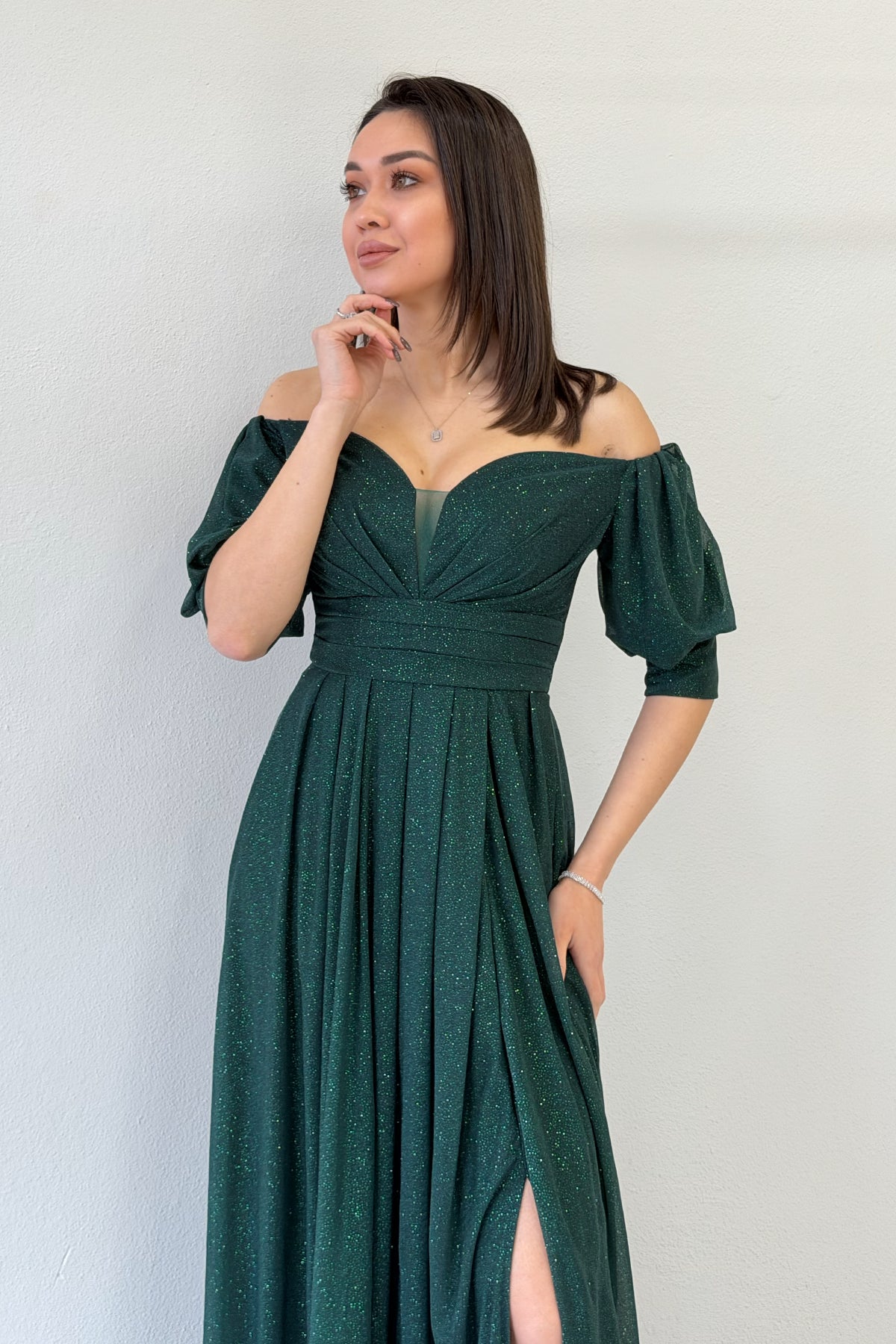 Emerald Green Short-Sleeve Maxi Chiffon Evening Dress