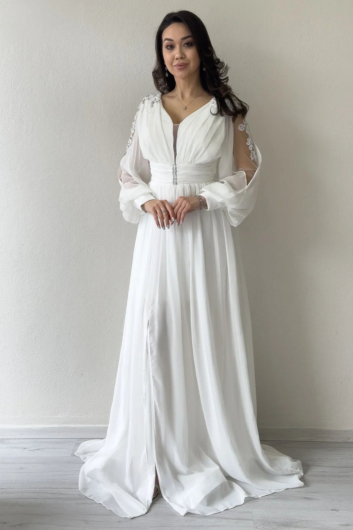 Women's White Güpür Sleeve Detail Slit Chiffon Evening Gown