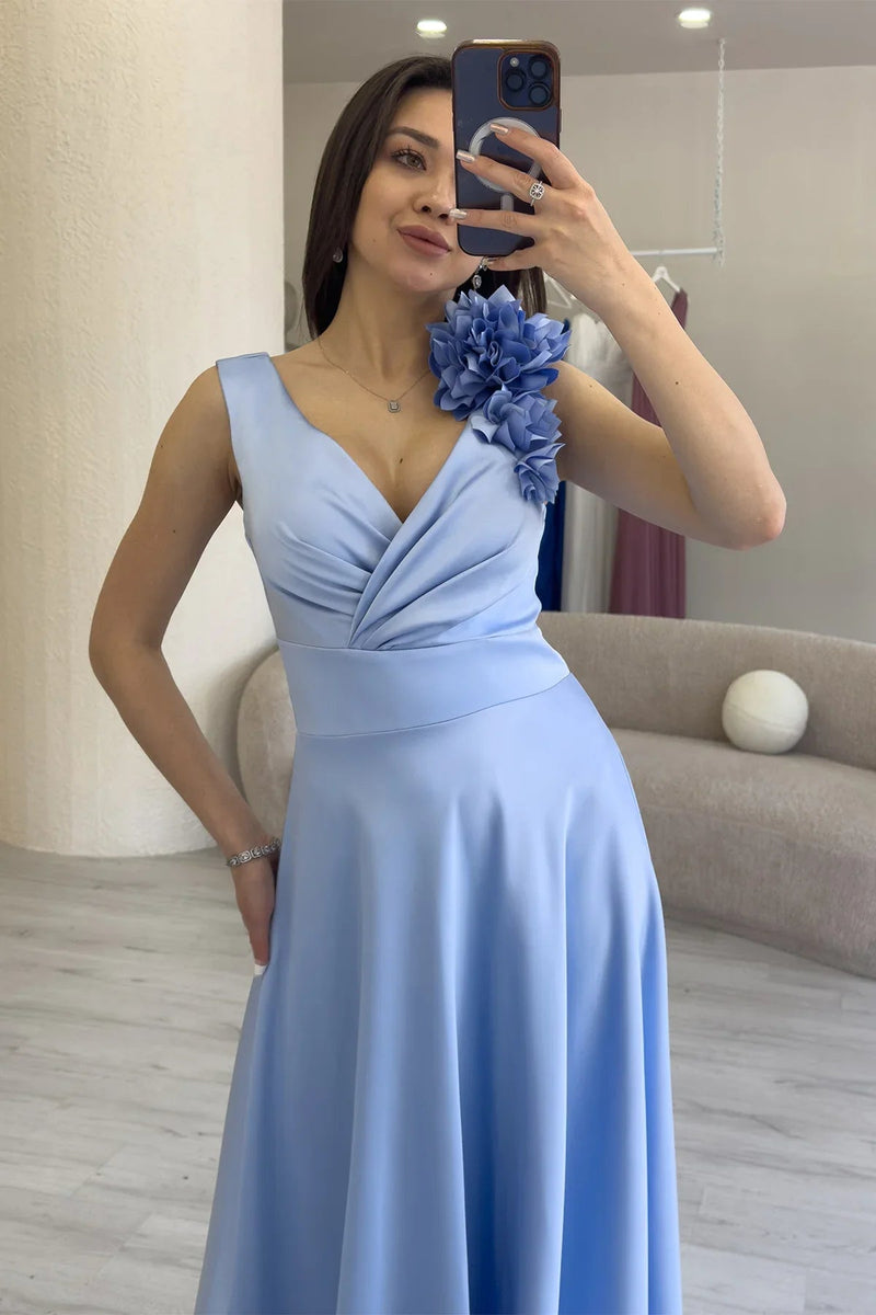 Women's Baby Bluesi Wrap Neck Omuz Çiçek Detail Satin Evening Gown