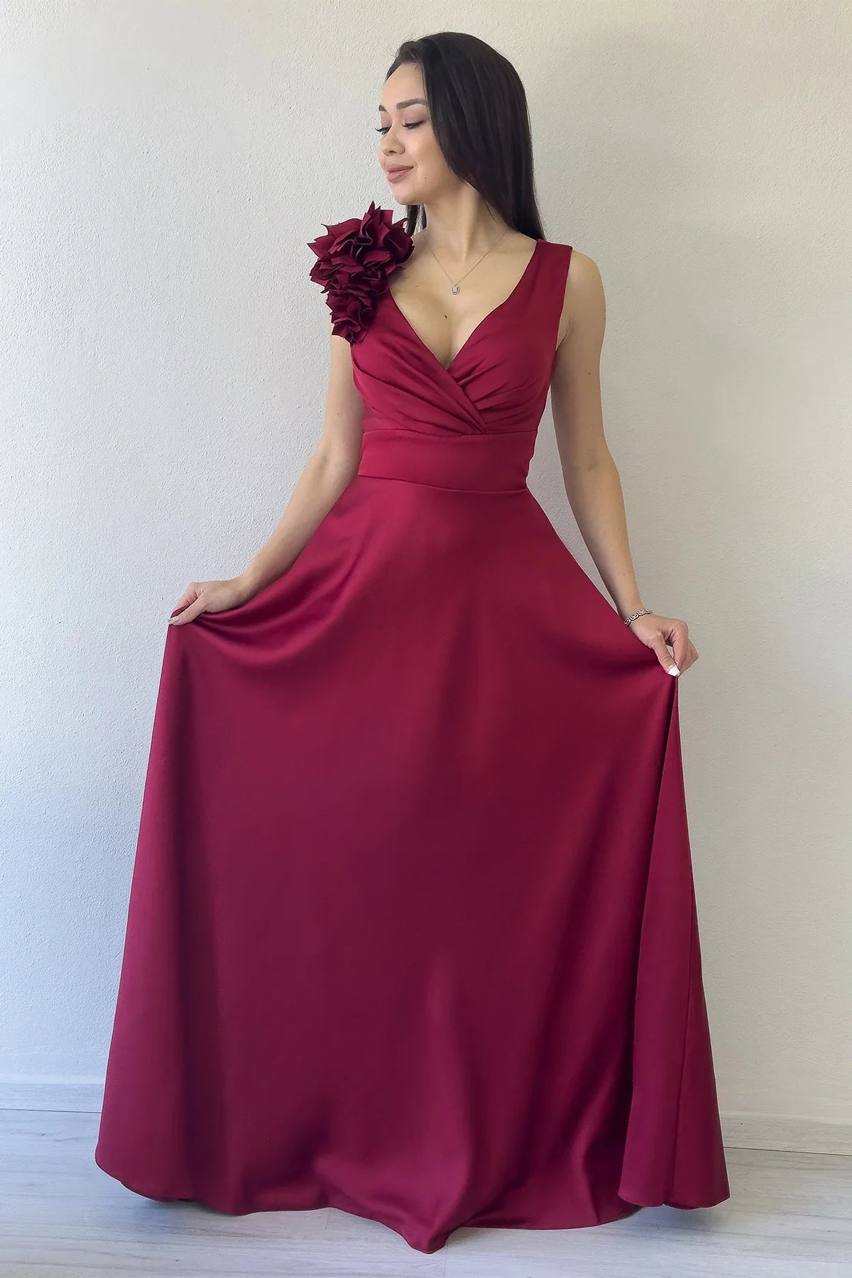 Women's Burgundy Wrap Neck Omuz Çiçek Detail Satin Evening Gown