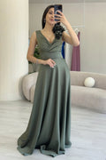 Khakifarbenes Satin-Maxi-Abendkleid