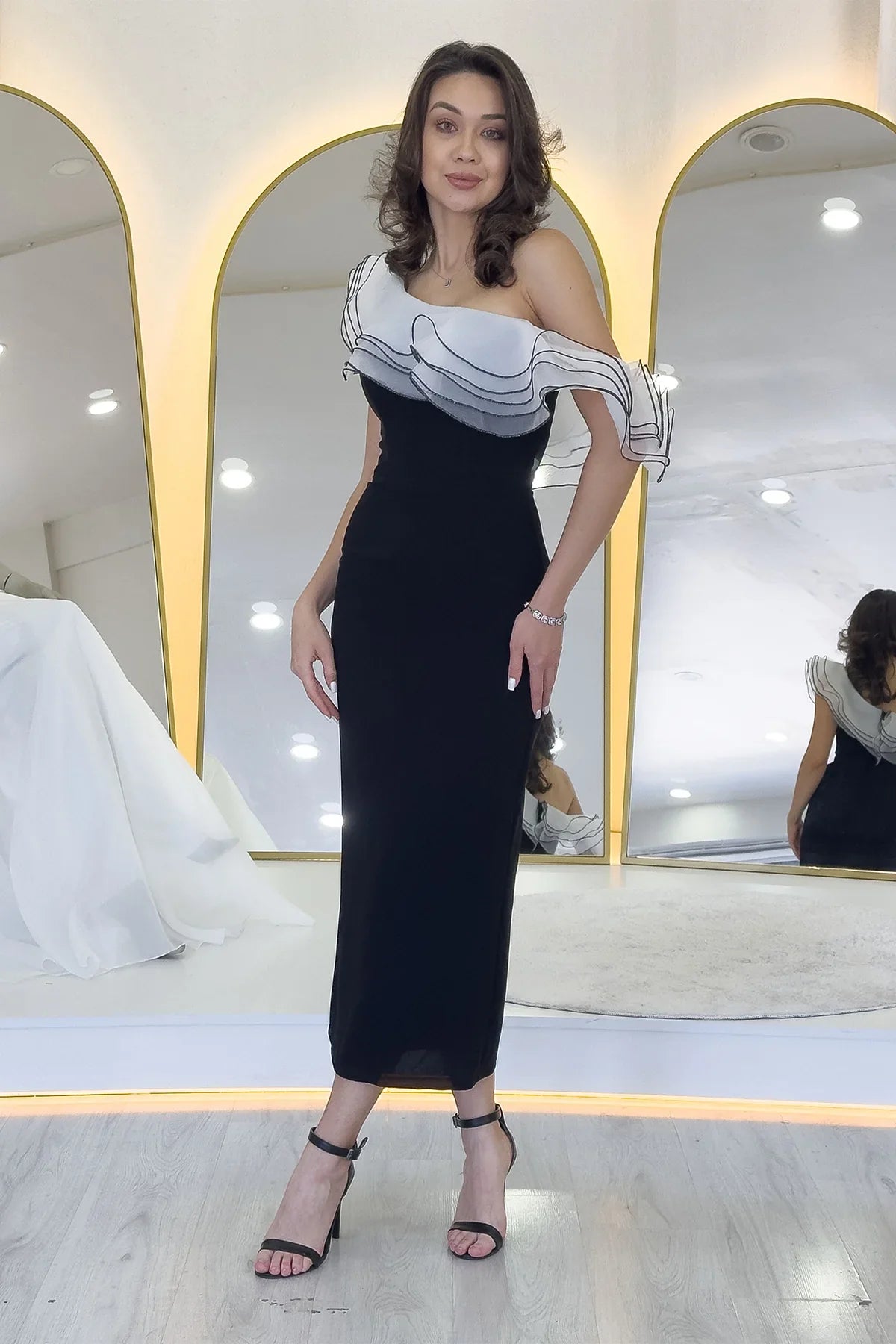 Women's Black Tek Omuz Ruffle Şerit Detail Midi Pencil Dress