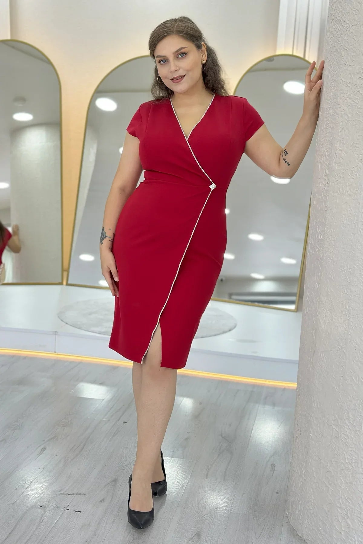 Women's Red Wrap Neck Midi Plus Size Dress