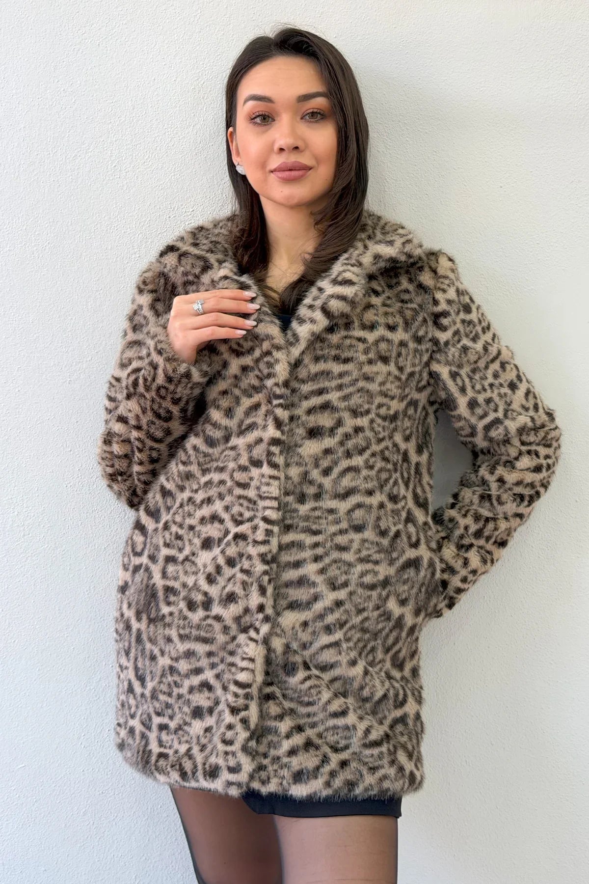 Women's Beige Leopard Print Snap Button Faux Fur