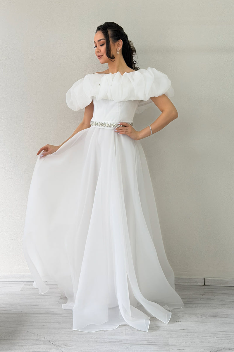 White Ruffled Collar Stone Belt Detail Tulle Wedding Princess Dress