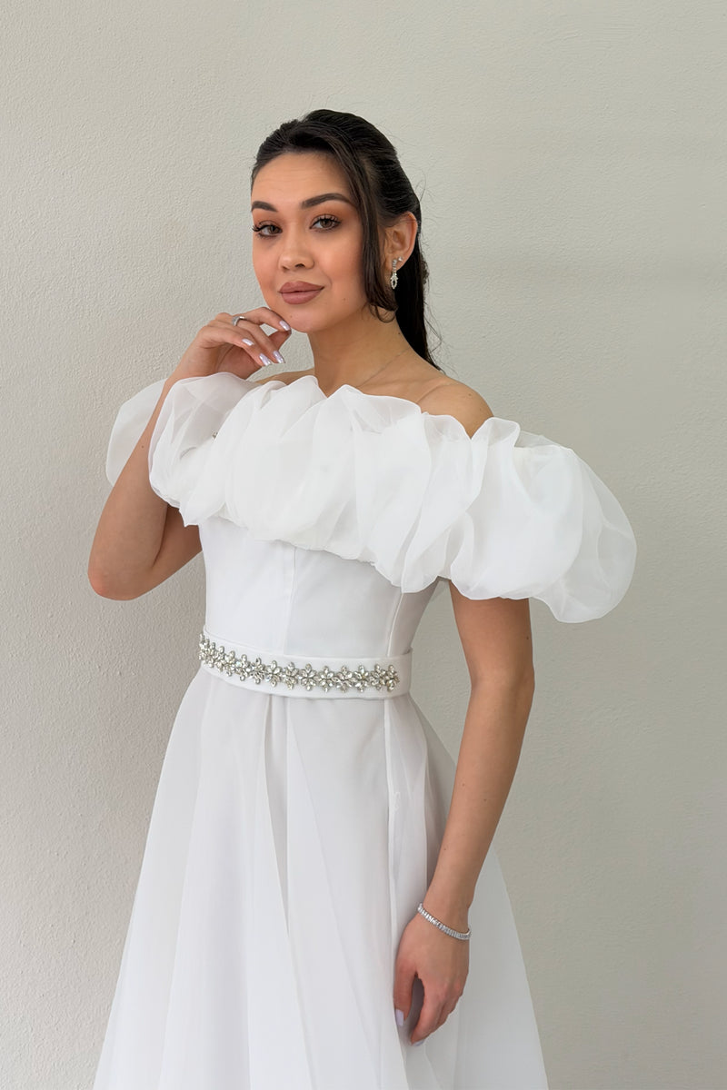 White Ruffled Collar Stone Belt Detail Tulle Wedding Princess Dress
