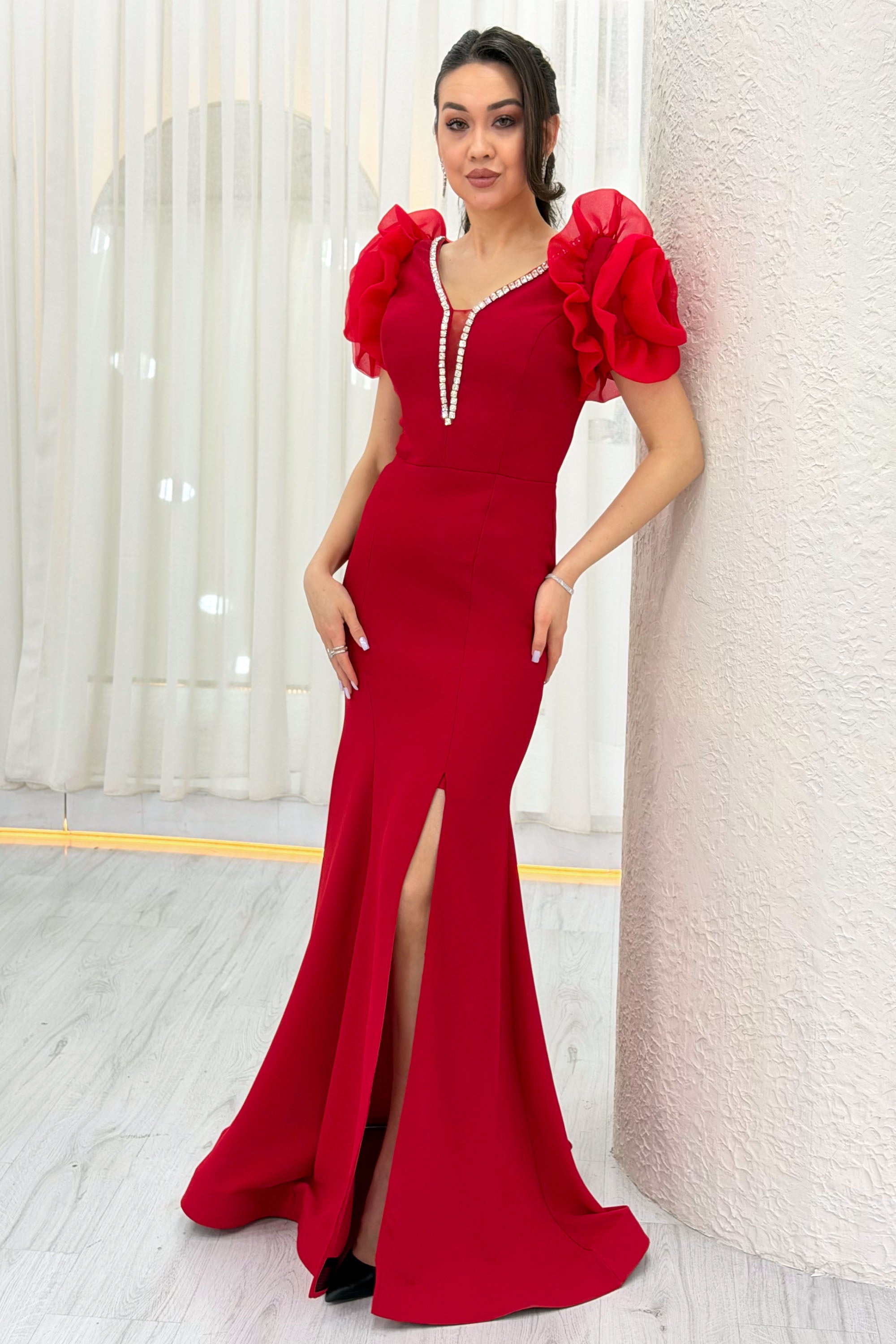 Red Shoulder Rose Detail V-Neck Stone Embroidered Slit Evening Dress