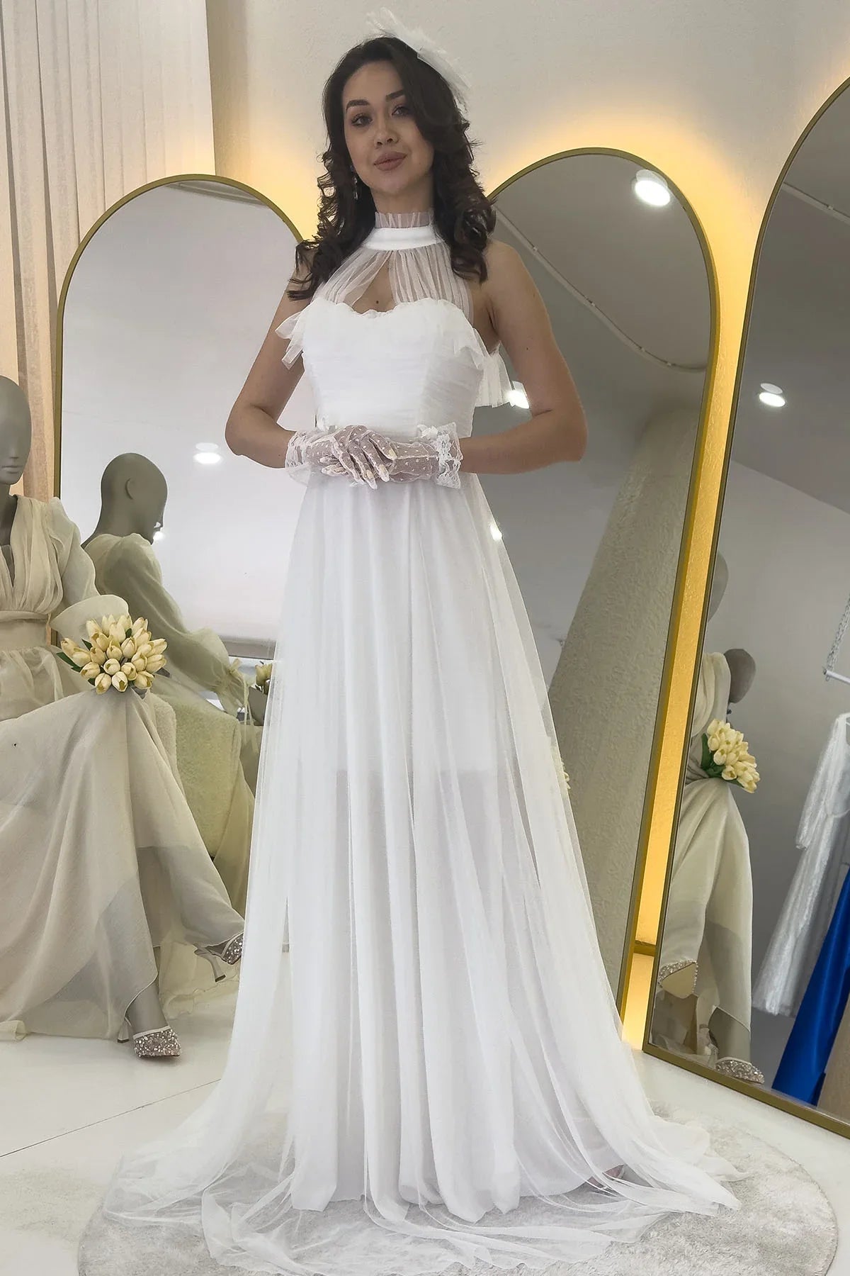 Women's White Draped Sleevesuz Tulle Evening Gown