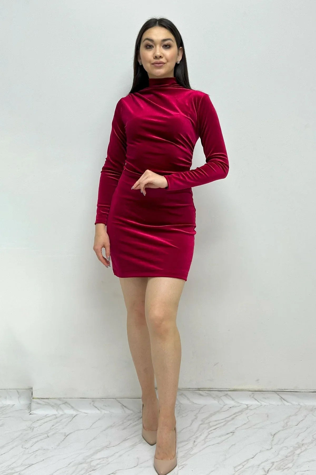 Women's Burgundy Mermaidçı Neck Long Sleevelu Velvet Dress
