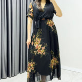 Schwarzes, kurzärmeliges Chiffon-Midikleid