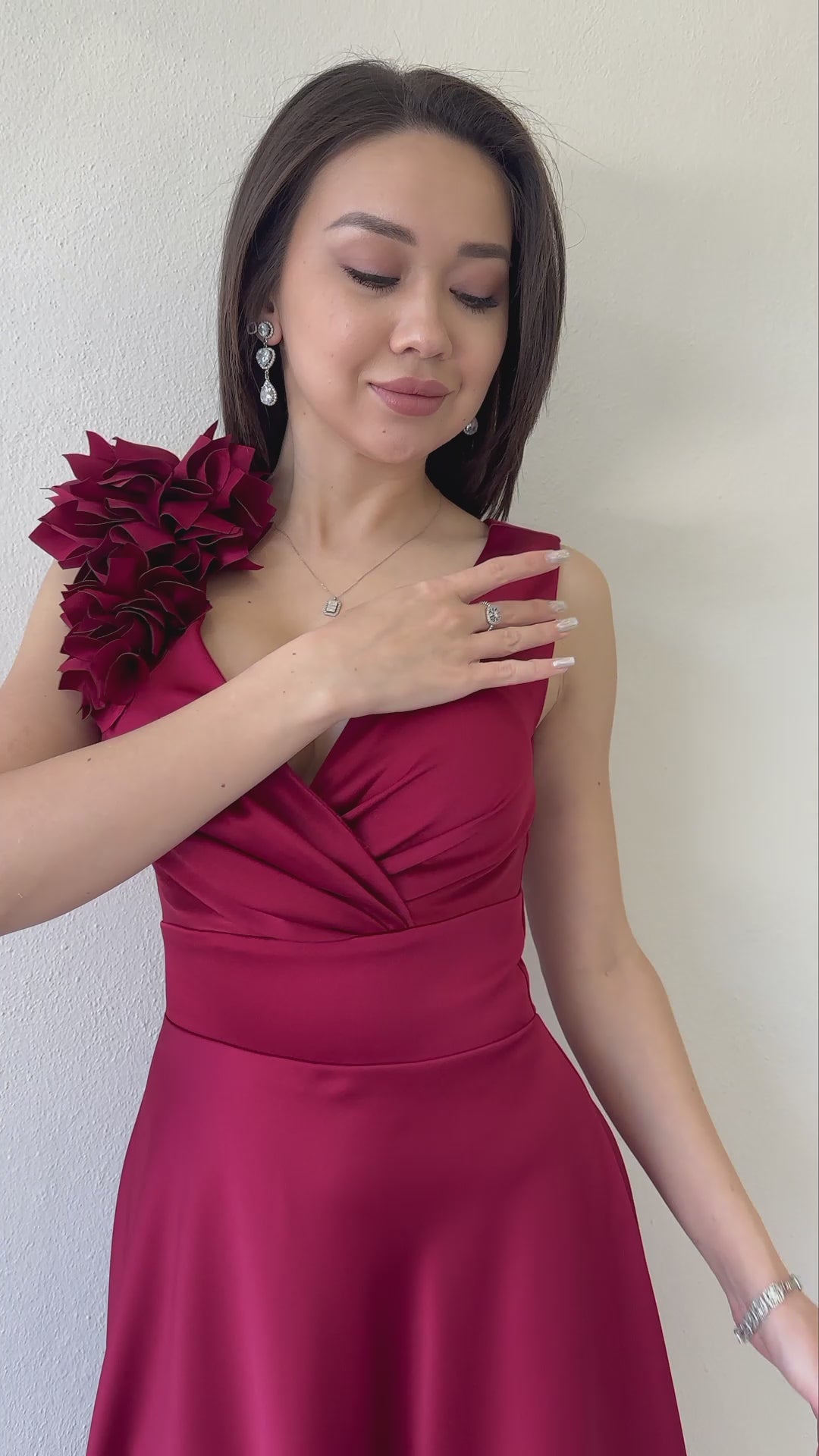 Women's Burgundy Wrap Neck Omuz Çiçek Detaillı Satin Evening Gown