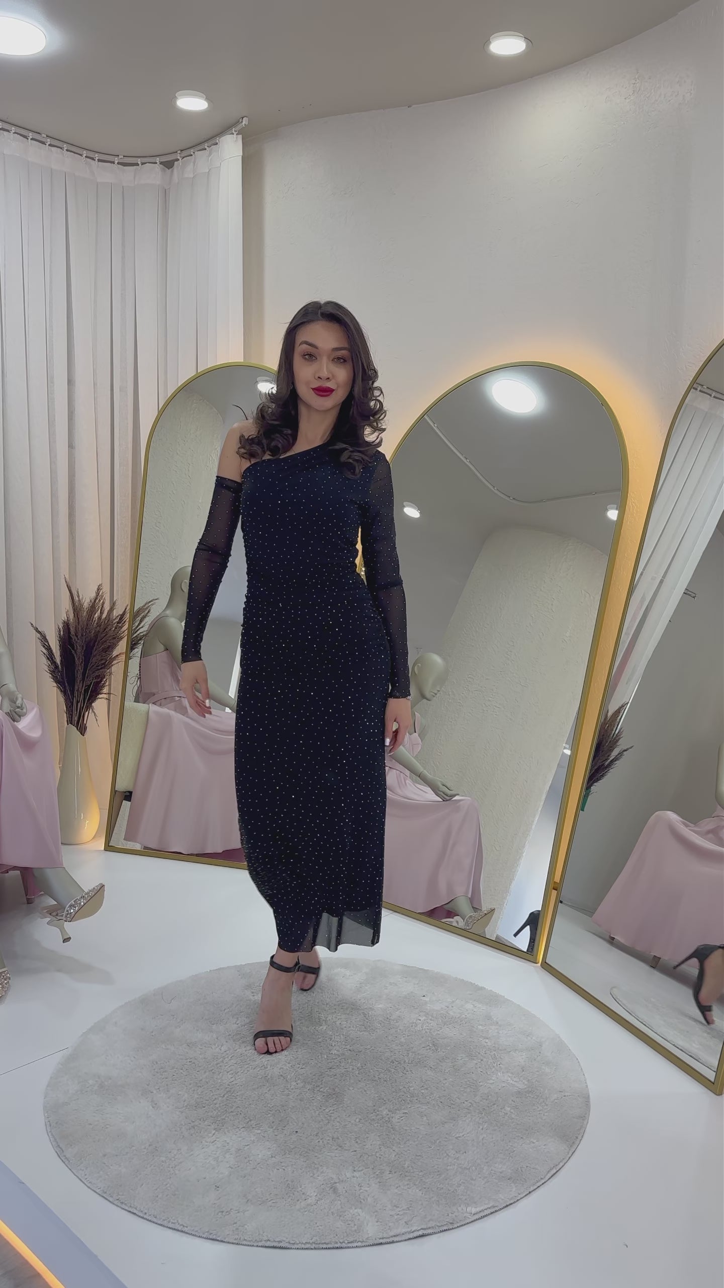 Women's Black Tek Omuz Embellished Midi Tulle Dress