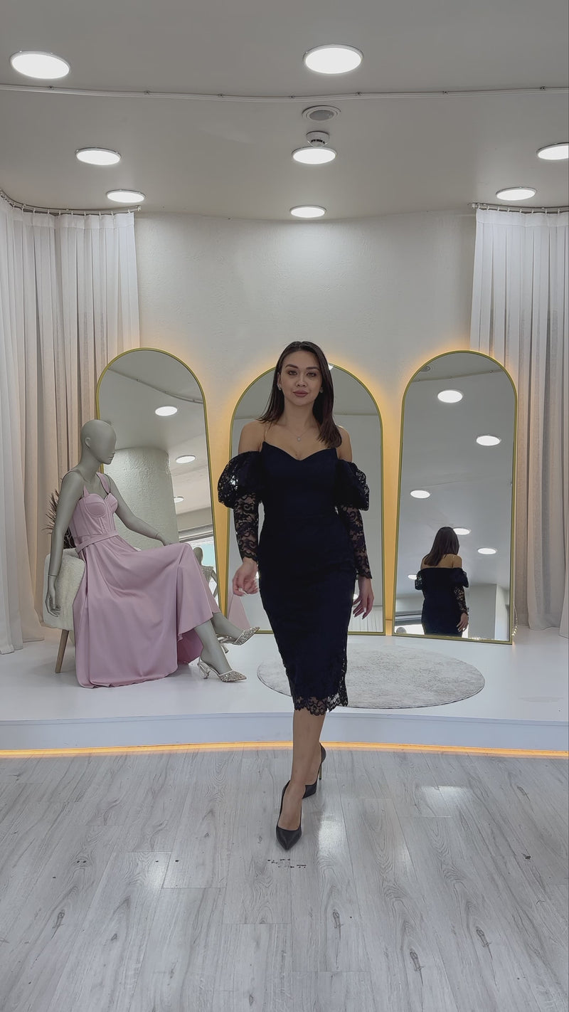 Women's Black Off-Shoulder Balloon Sleeve Lace Evening Gown