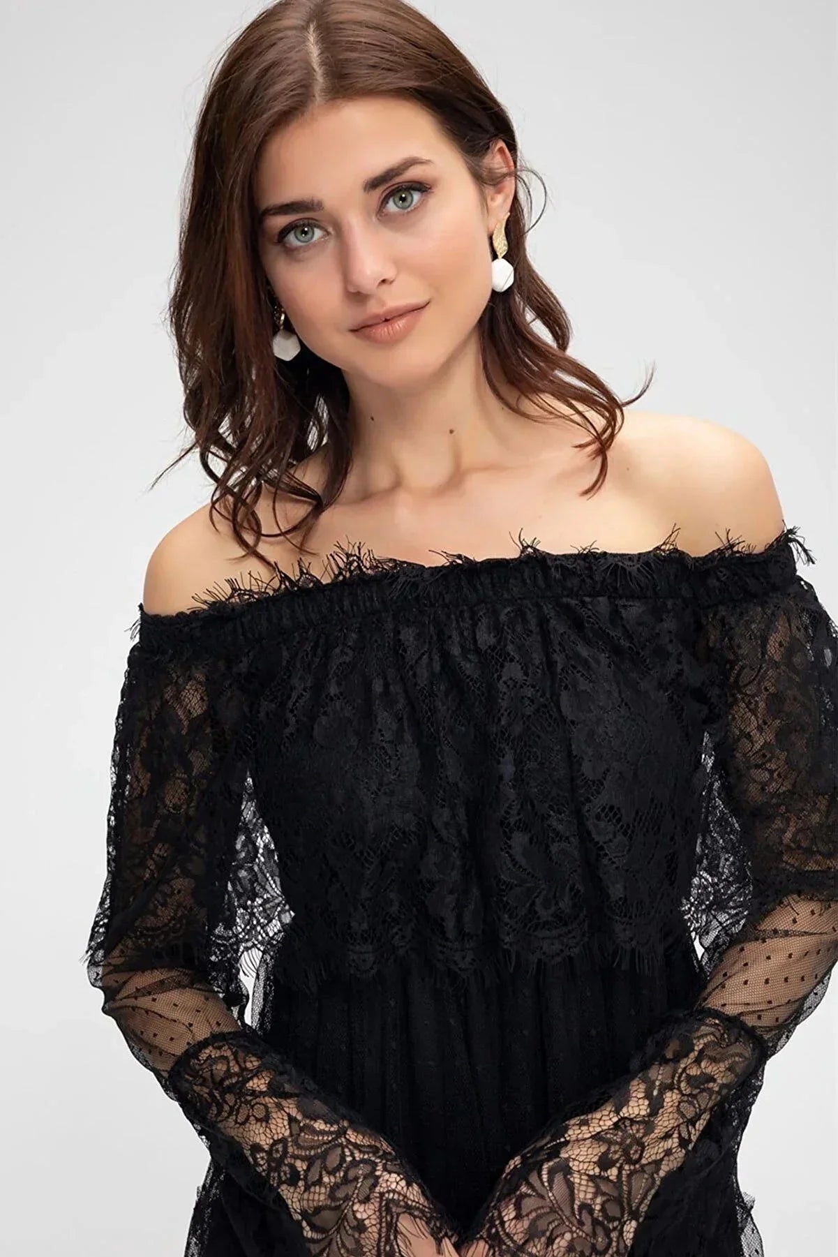 Women's Black Tulle Carmen Neck Madonna Güpür Dress