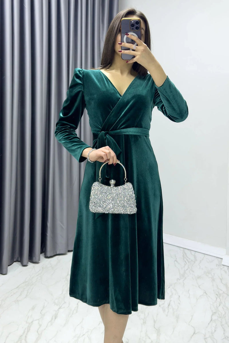 Women's Emerald Green Karpuz Sleeve Wrap Velvet Belted Plus Size Dress